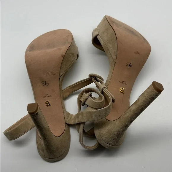 VERONICA BEARD Tan Heels. - Picture 9 of 14